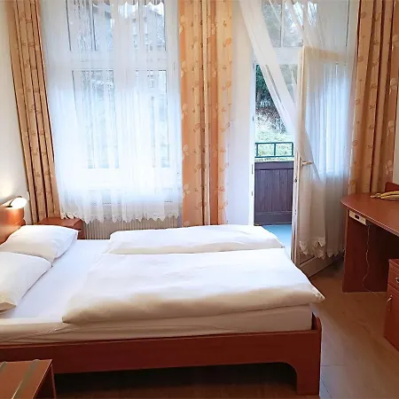 Storczyk Zdrój Pensjonat 3*